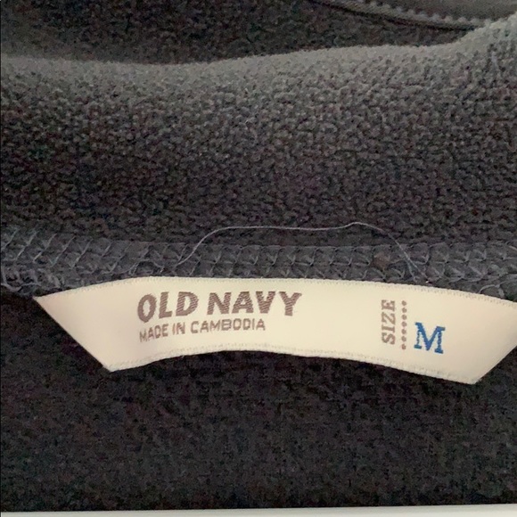 Half zip - Picture 2 of 4